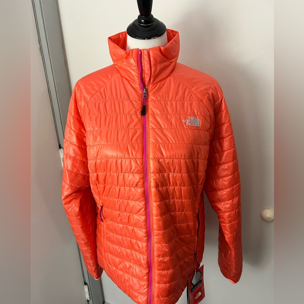 The North Face Flash Dry  Puffer Full Zip Jacket Lrg NWT